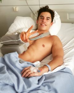 Photo of Marquez undergoes successful surgery on right shoulder